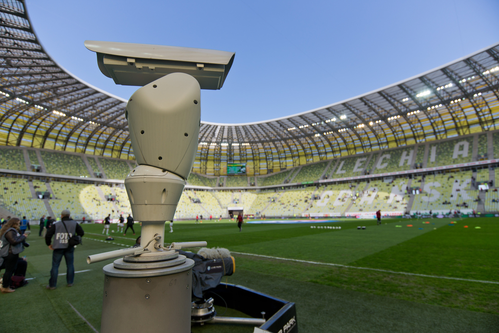 Bąk znów trenuje z pierwszą drużyną Lechii