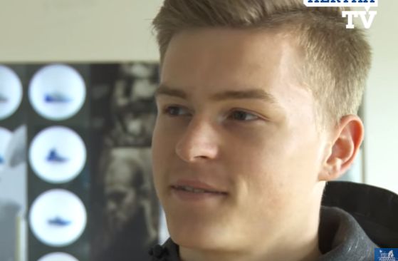 Młody obrońca na dłużej piłkarzem Herthy