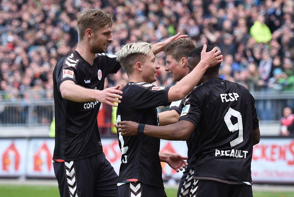 Młodzieżowy reprezentant Polski zamienił Bayer Leverkusen na FC Sankt Pauli