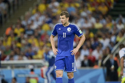 Dzeko przymierzany do klubów Bundesligi