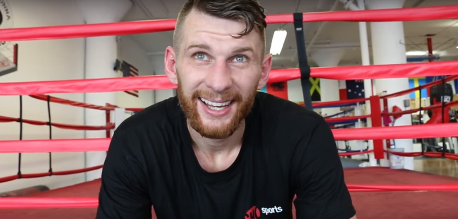 Fonfara jak Gołota. Polak znokautowany w I rundzie! [VIDEO]