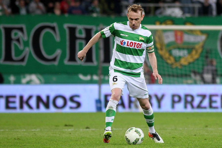 Piłkarze Lechii wyjechali do Gniewina, Krasić dojedzie w środę