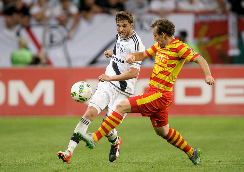 Tylko remis mistrza Polski w debiucie trenera. Ale czyżby w Legii zabłysła nowa gwiazda? [VIDEO]