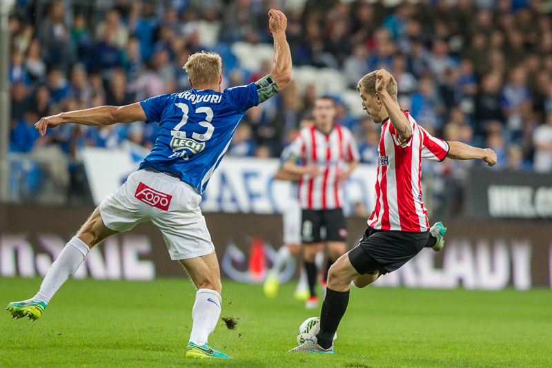 Generał brygady rozpoczął mecz Lecha z Cracovią