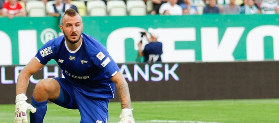 Bramkarz Lechii zagrał w młodzieżowej reprezentacji Serbii