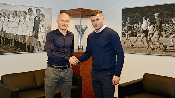Legia przedłużyła kontrakt z Michałem Pazdanem