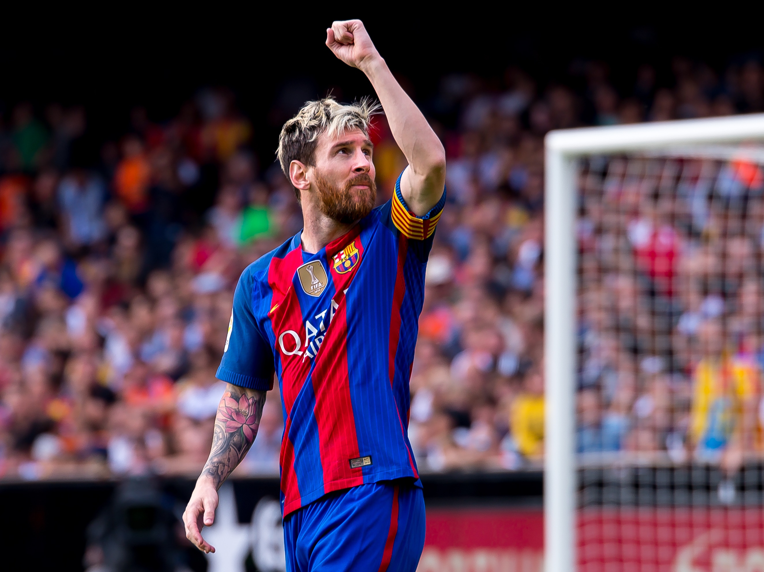 Guardiola: Marzę o tym, by Messi został i zakończył karierę w Barcelonie