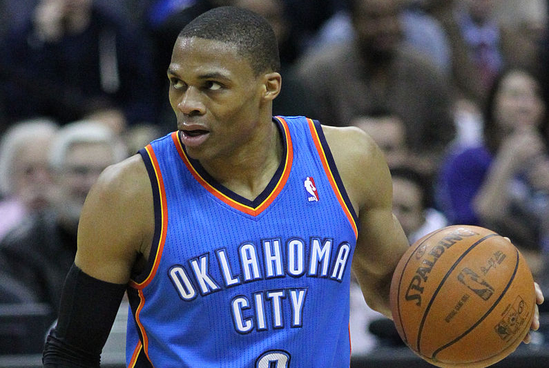 Triple-double Russella Westbrooka, zwycięstwo Thunder