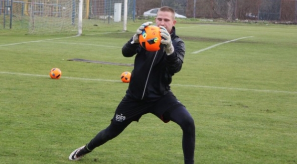 Gracz Pogoni wraca po złamaniu ręki