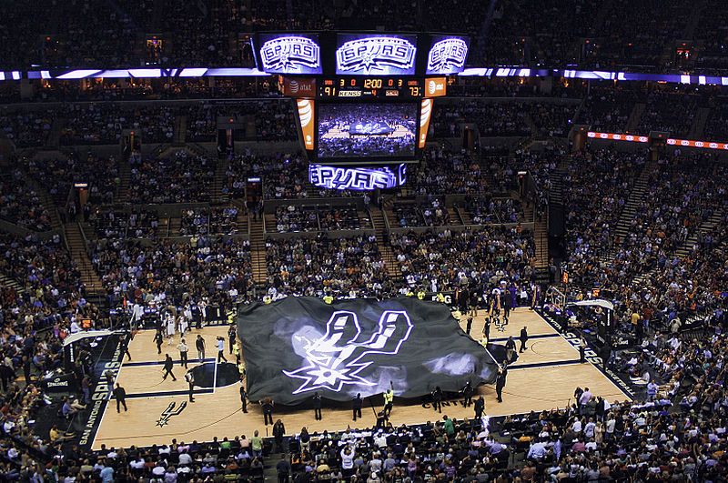 Trzynaste zwycięstwo w sezonie San Antonio Spurs