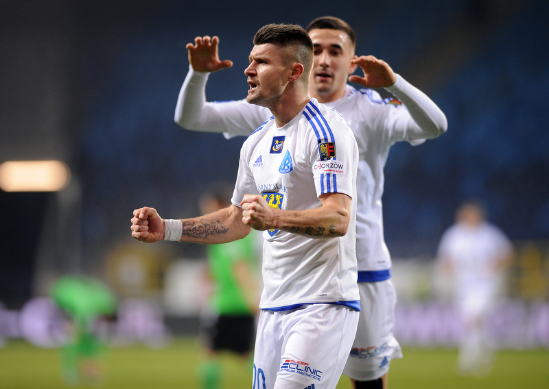 Ruch skromnie wygrał z Wisłą Kraków