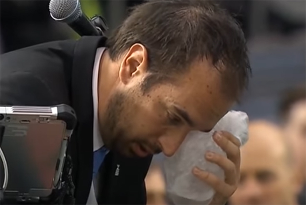 Skandal w Pucharze Davisa. Tenisista uderzył sędziego piłką [VIDEO]