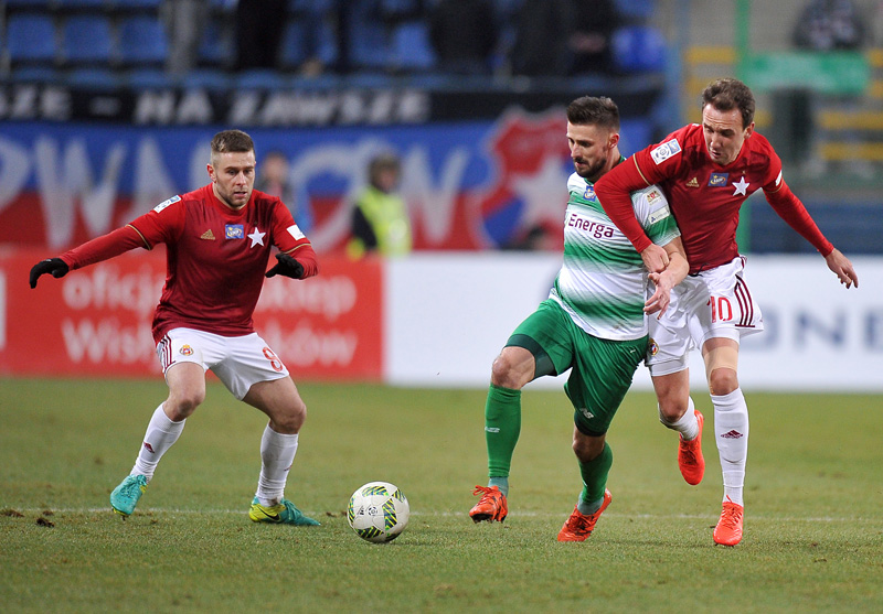 Wisła czeka na decyzję Valencii