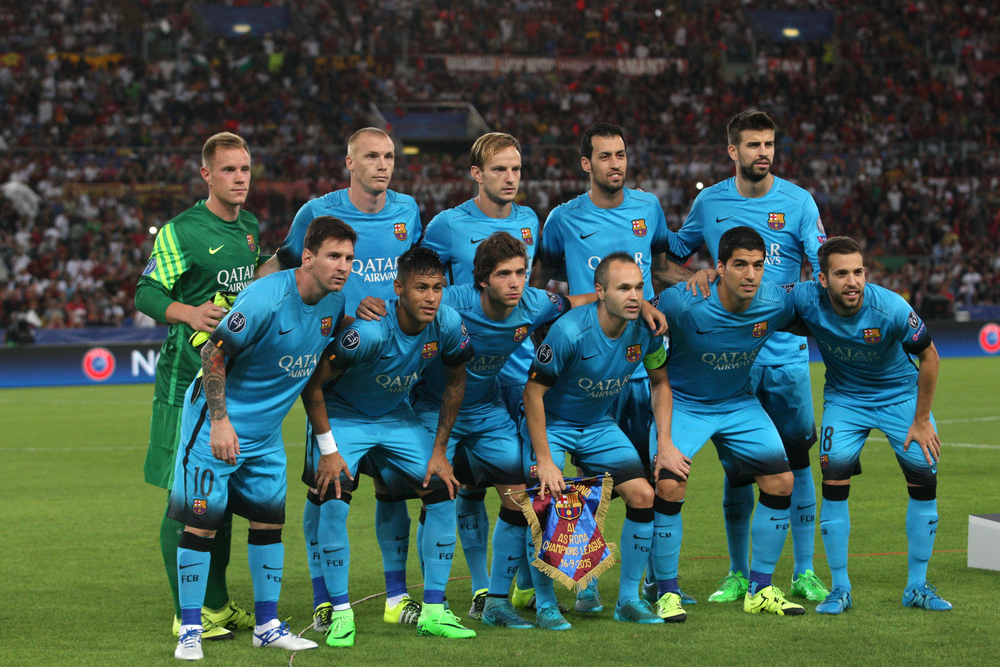 1/8 finału LM: PSG się nie zatrzymuje - strzeliło Barcelonie czwartego gola!