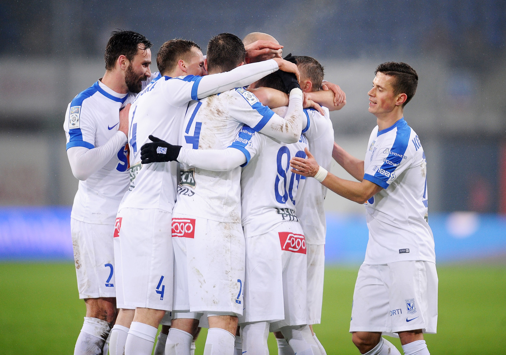 Lech pokonał Pogoń w Szczecinie, dublet Kownackiego