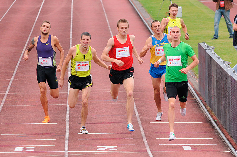 Trzecie złoto dla Polski! Marcin Lewandowski wygrał bieg na 1500 m
