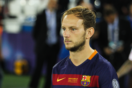 Rakitić dłużej w Barcelonie. 125 mln klauzuli wykupu