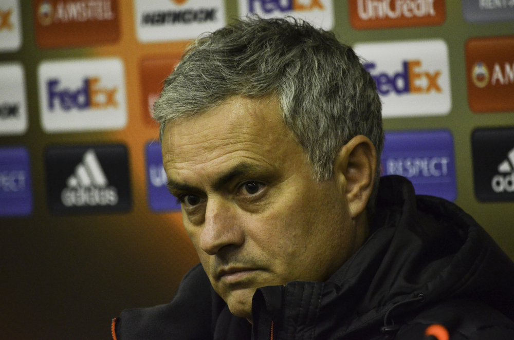 Mourinho krytykuje władze Premier League: Ich zupełnie nie obchodzą występy angielskich drużyn w Europie