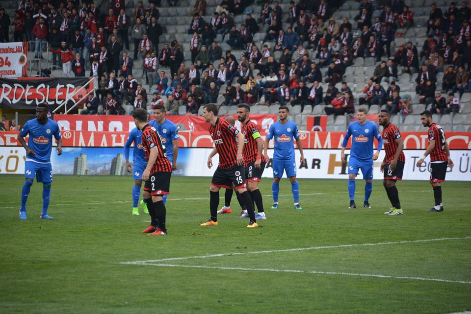 Turcja: Grał Tuszyński, czwarta z rzędu porażka Rizesporu\