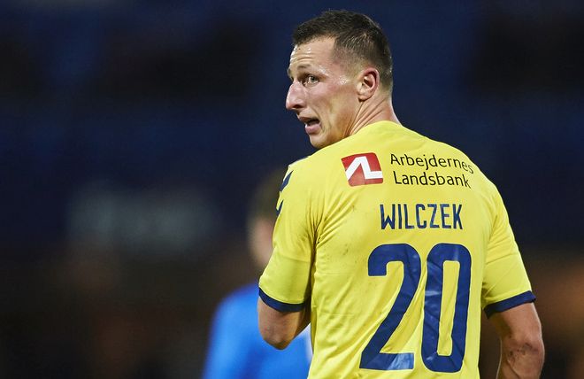 Wysoka porażka Broendby, cały mecz Kamila Wilczka