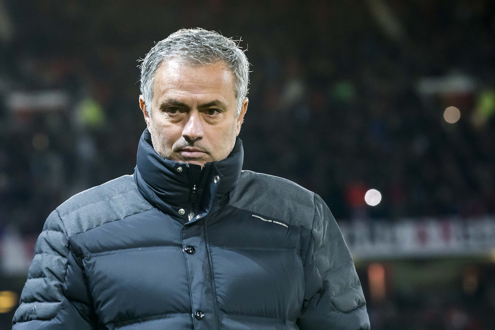 Mourinho: Nie mam w składzie takich osobowości jak Giggs i Keane