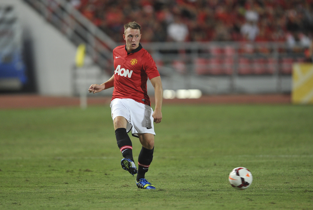 Phil Jones wyłączony z gry na kilka tygodni