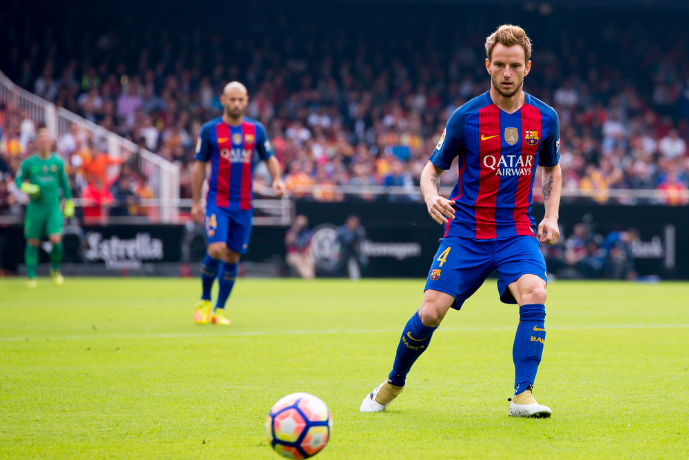 FC Barcelona proponuje wymianę Rakitica na Coutinho