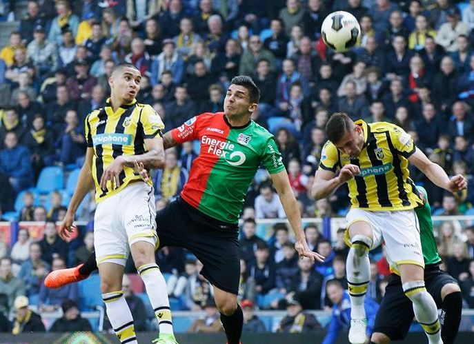 Holandia: Grał Golla, Vitesse lepsze od NEC w derbach Geldrii