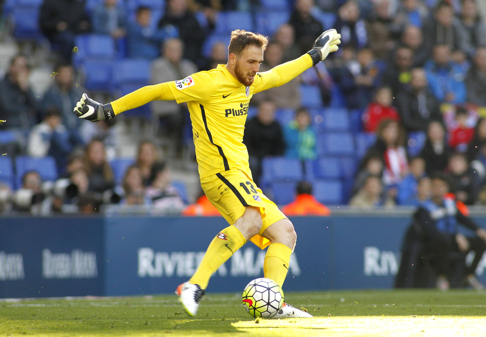 Oblak na celowniku Manchesteru United