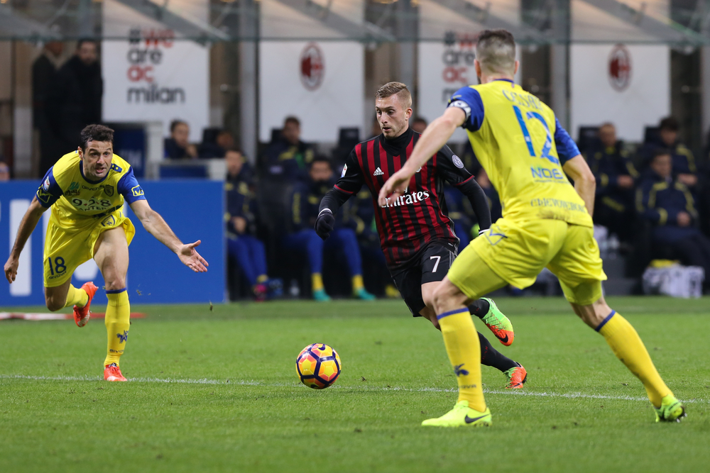 Barcelona czeka z decyzją w sprawie Deulofeu