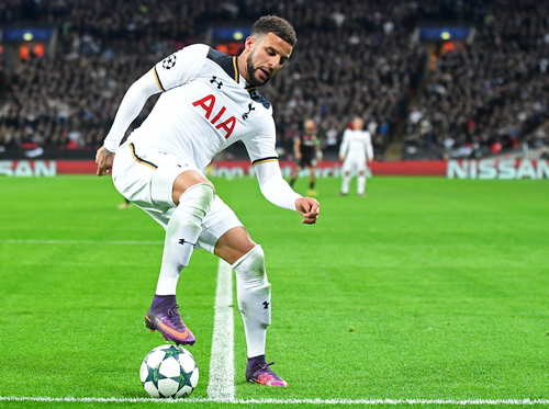 Niepewna przyszłość Walkera w Tottenhamie