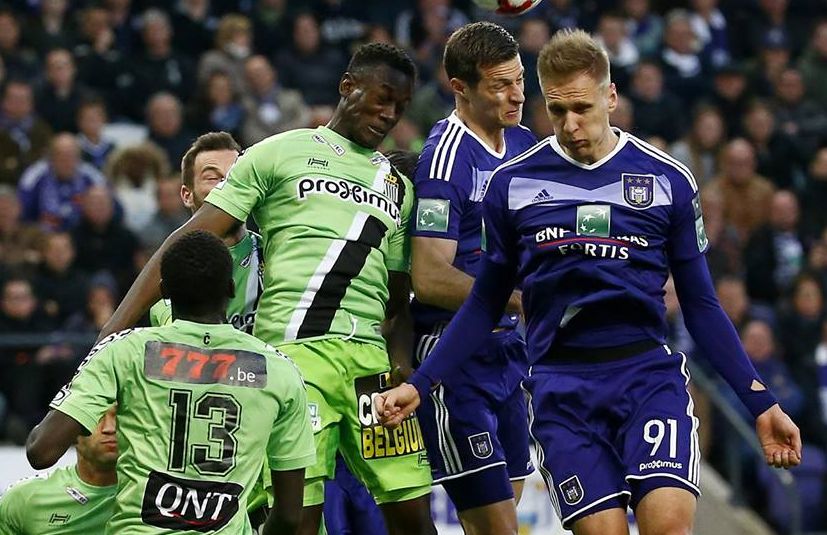 Jupiler Pro League: Porażka Anderlechtu, grał Teodorczyk