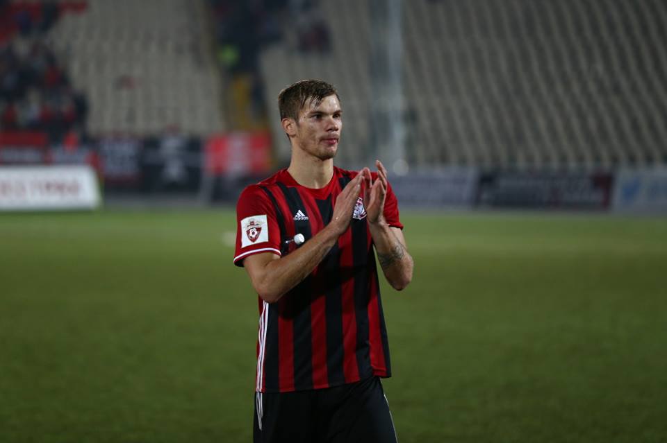 Rosja: 90 minut Gola, porażka Amkaru
