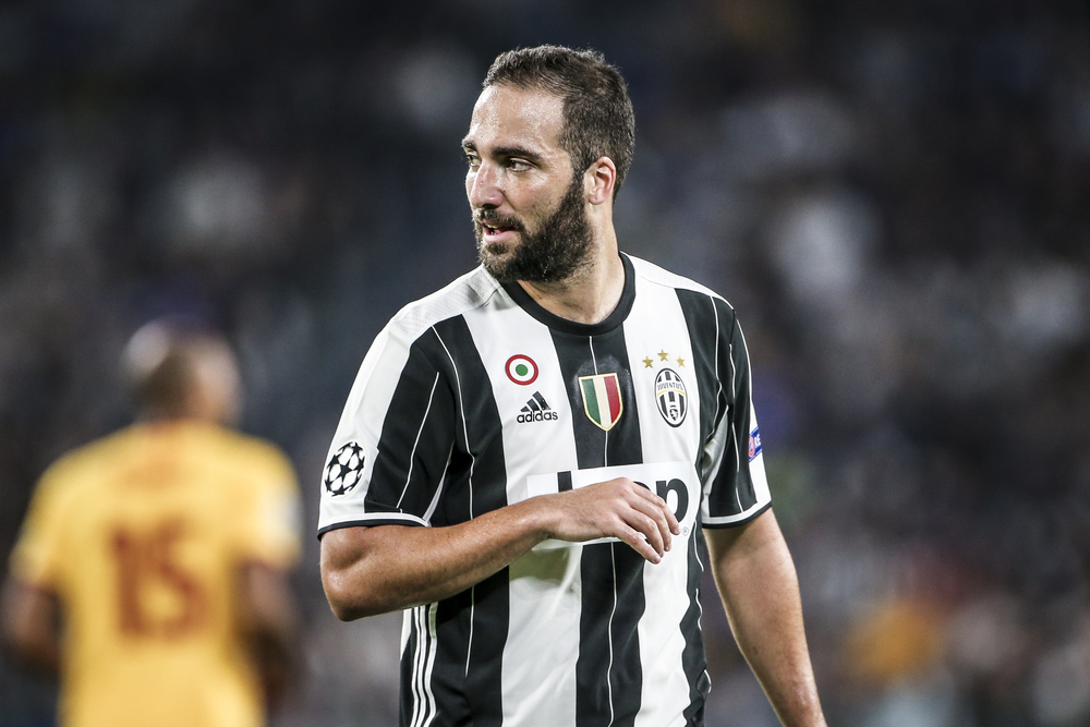 Higuain atakuje Glika. "Zabrakło mu godności" [VIDEO]