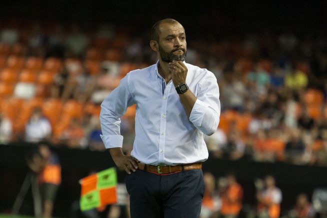 Nuno Espirito Santo na dłużej związał się z Wolverhampton 