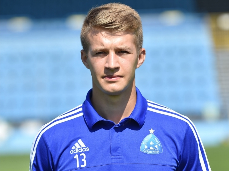 22-letni obrońca przeszedł do Ruchu Chorzów