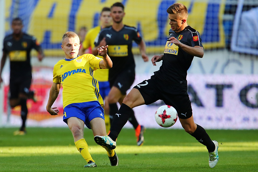Remis w meczu Arki Gdynia z Koroną Kielce
