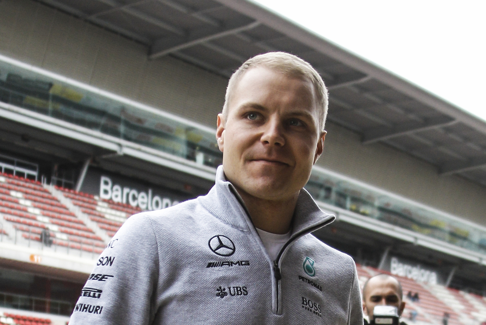 Bottas wygrał kwalifikacje przed Grand Prix Rosji