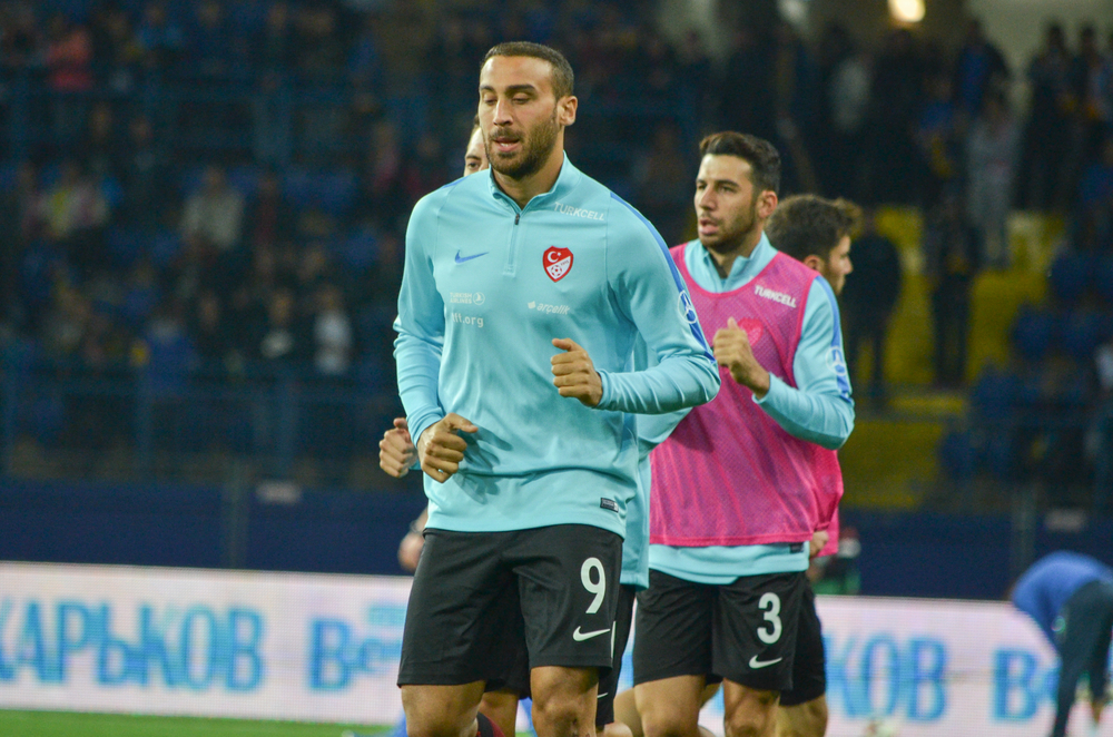 Tosun oficjalnie nowym napastnikiem Evertonu