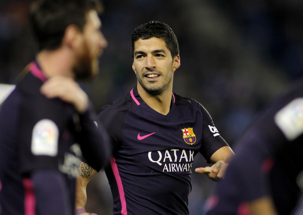 Barcelona wygrała na wyjeździe z Villarreal po golach Suareza i Messiego