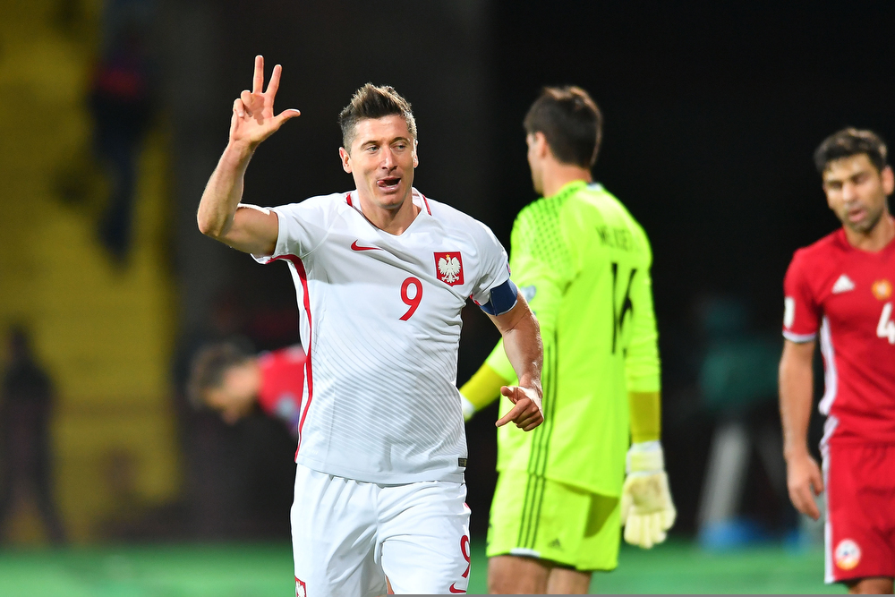 Bayern będzie miał problem z Lewandowskim? "Jego relacje z drużyną nie są najlepsze"