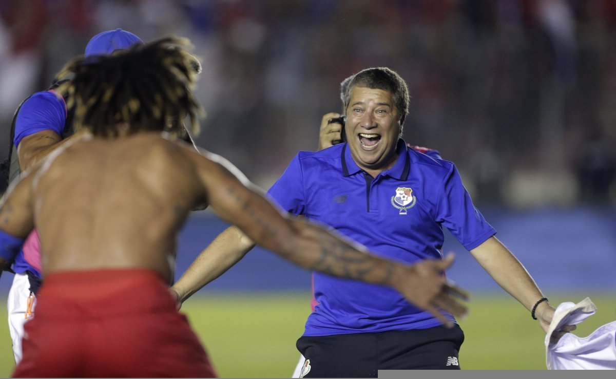 Panama sensacyjnie awansowała na MŚ! Fatalny błąd sędziego i gol w 88. minucie [VIDEO]