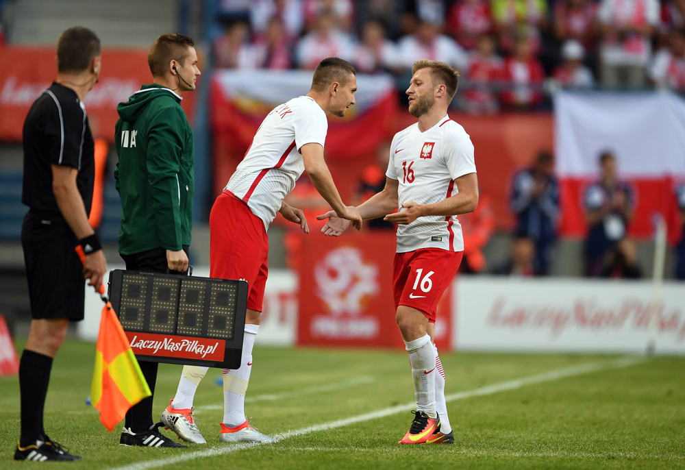 Zaskakująca krytyka kadry Adama Nawałki. "Gdy Glik jest zmęczony, gra bardzo słabo. Pazdan jeździ na tyłku częściej niż biega. Krychowiak nie ma tej klasy"