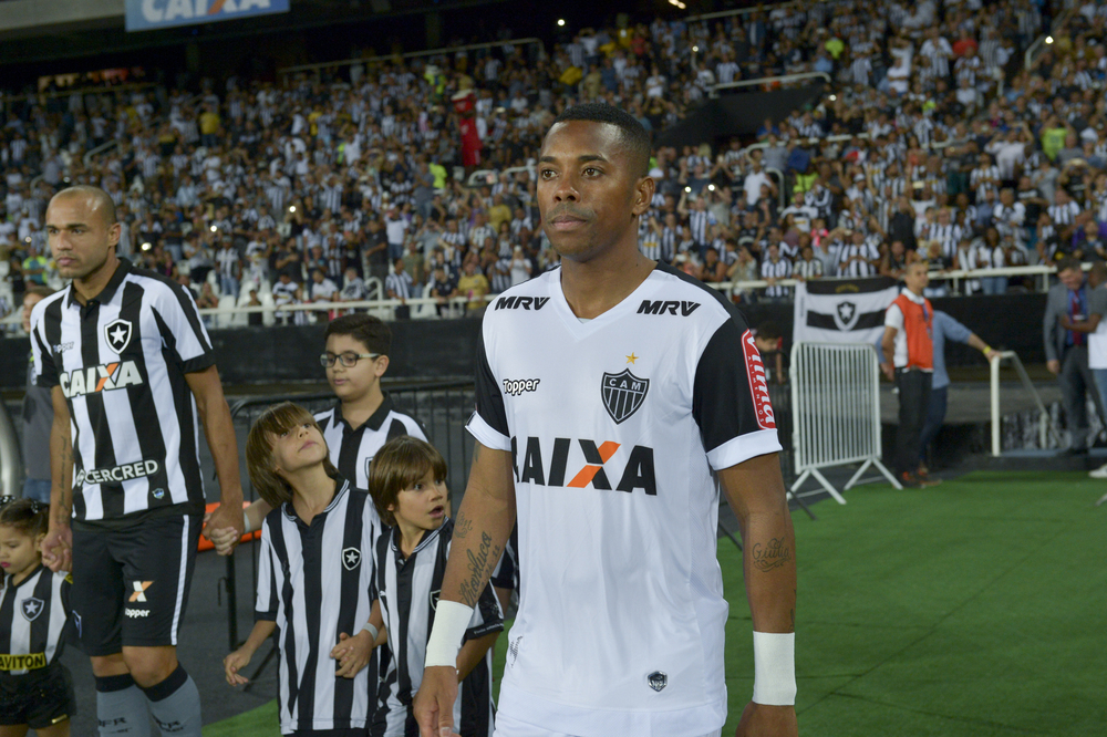 Ujawniono tajemnice więzienia Robinho. Szok, co tam się dzieje