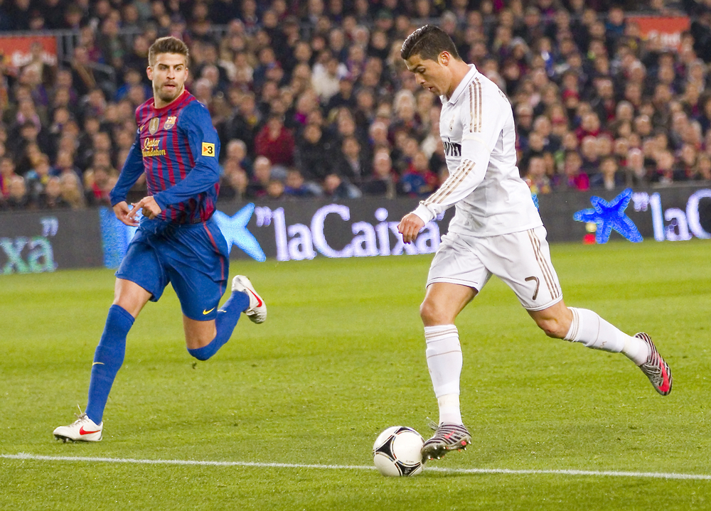 El Clásico, czyli wielkie partidazo o chińskiej porze. Czy Real zachowa szansę na mistrzostwo?