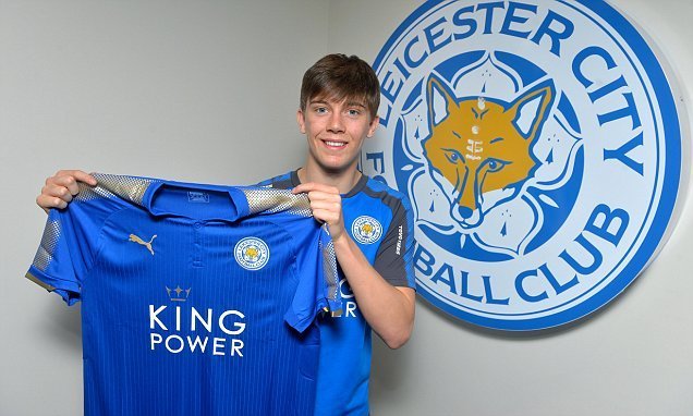 Callum Wright nowym pomocnikiem Leicester City