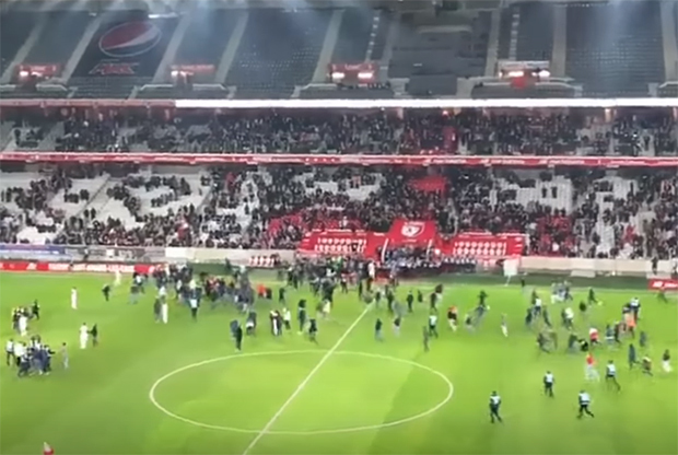 Chuligani Lille ruszyli na swoich zawodników. "Część piłkarzy była przerażona" [VIDEO]