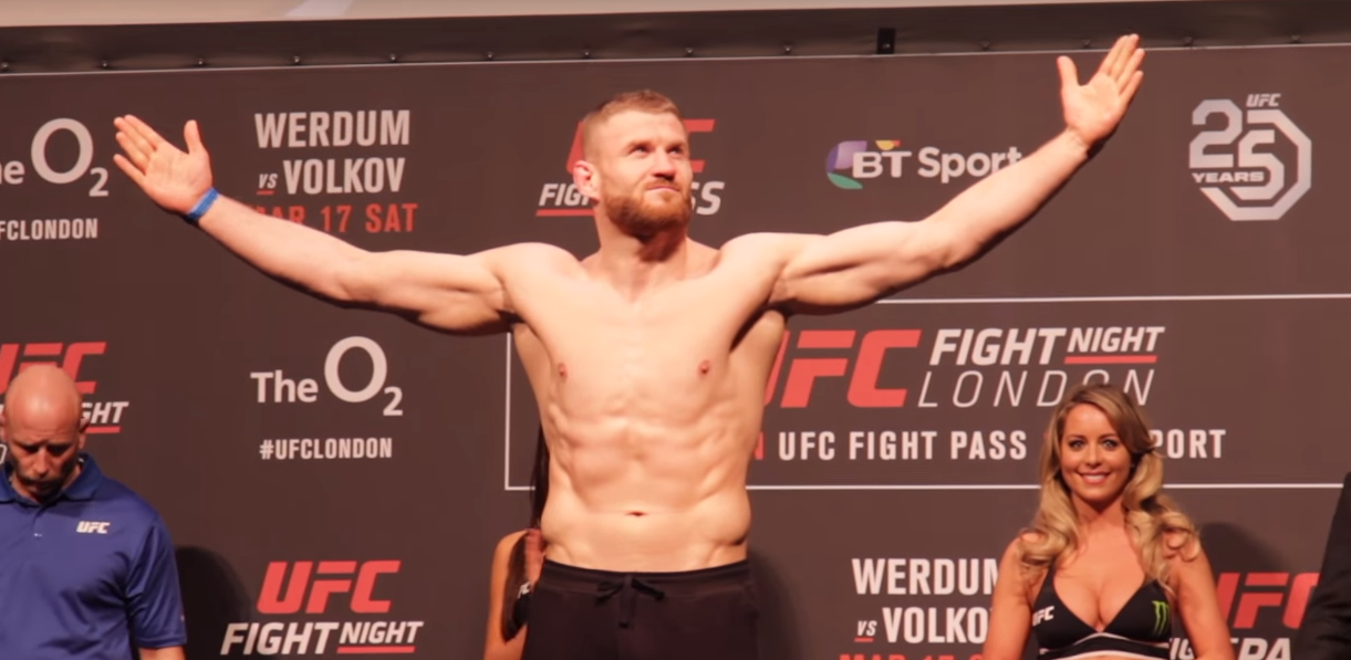 UFC: Świetna walka Błachowicza. "Najcenniejsze zwycięstwo w historii naszego męskiego MMA" [VIDEO]