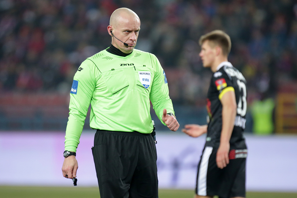 Szymon Marciniak sędzią głównym meczu Irlandia Północna - Holandia