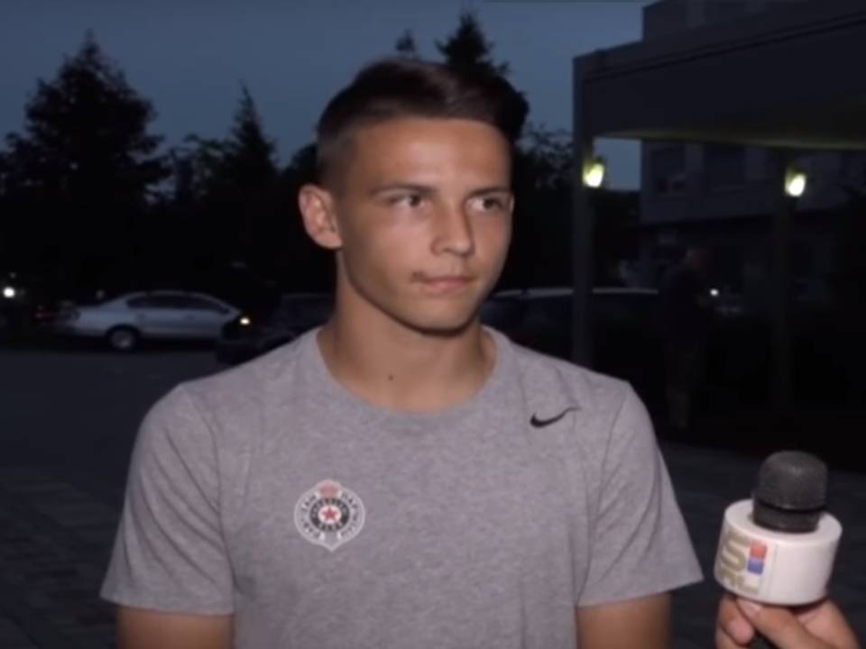 Manchester United sięgnie po "nowego Sergio Ramosa"? Młody Serb na celowniku Mourinho